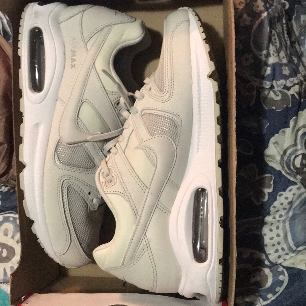 Air max size 9.5 fits like a 9